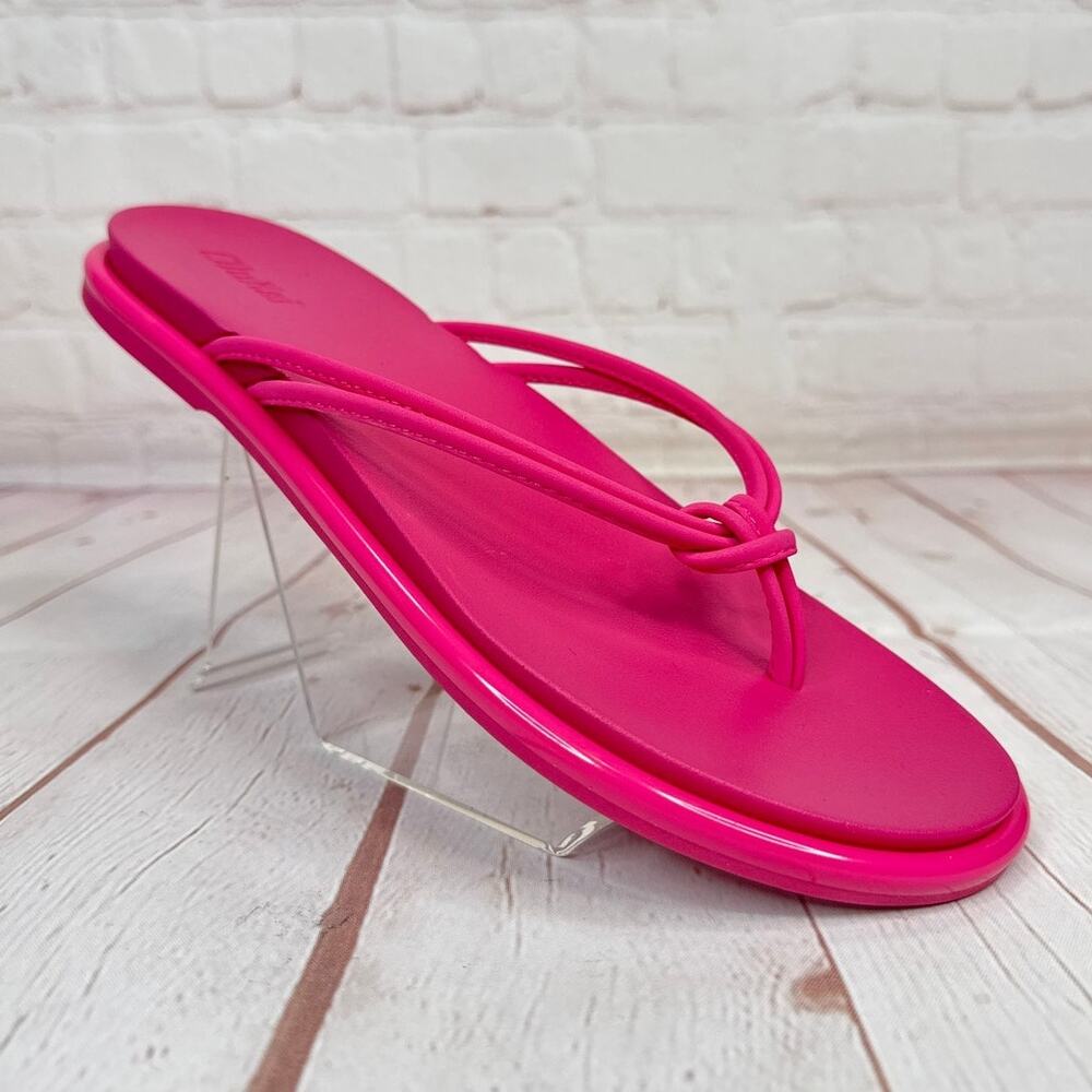 Olukai ‘Aka‎ Pink Plumeria Flip Flop Sandals Women’s Size 9